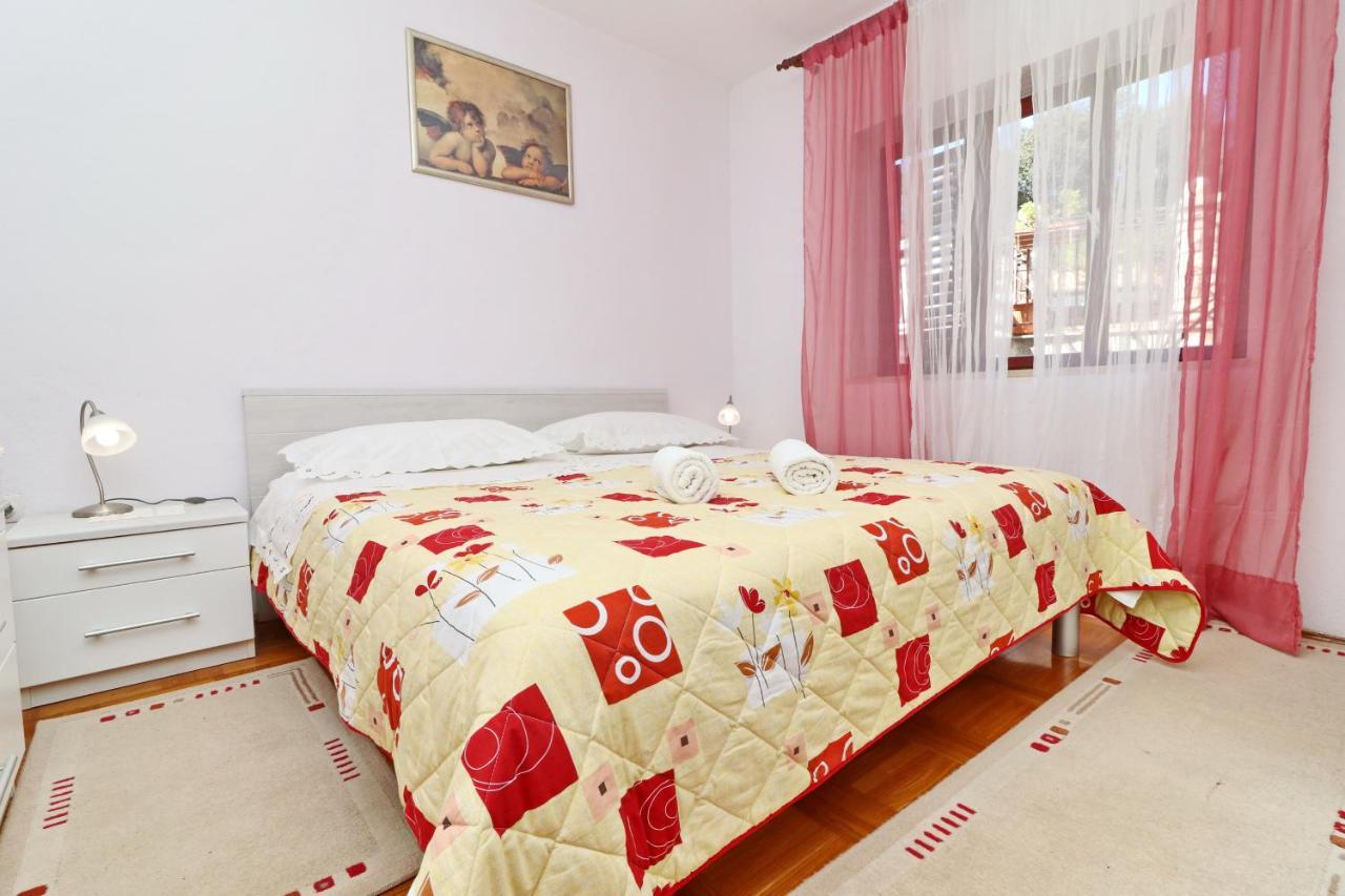 Apartments By The Sea Brna, Korcula - 4463 Bagian luar foto