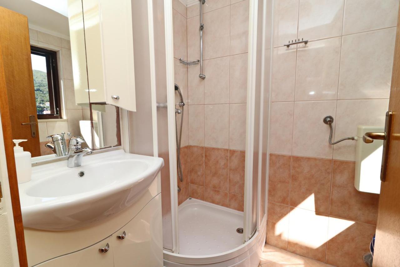 Apartments By The Sea Brna, Korcula - 4463 Bagian luar foto